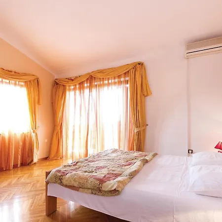 Holiday Home Pula Dvorine Pula