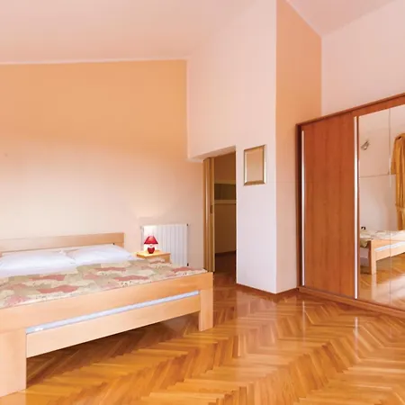 Holiday home Holiday Home Pula Dvorine Pula